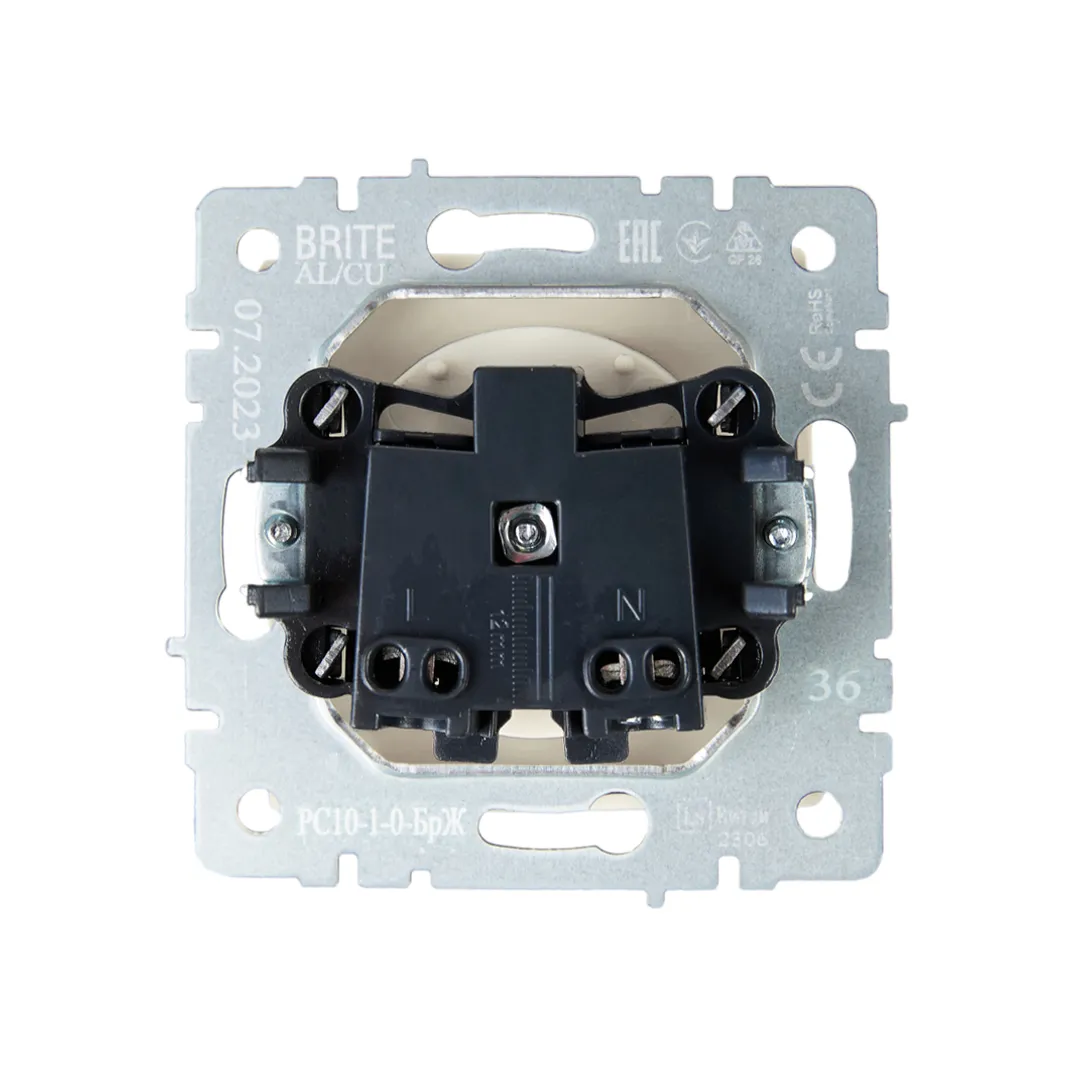 Priză brite 10 a 220 - 240 v perlă iek