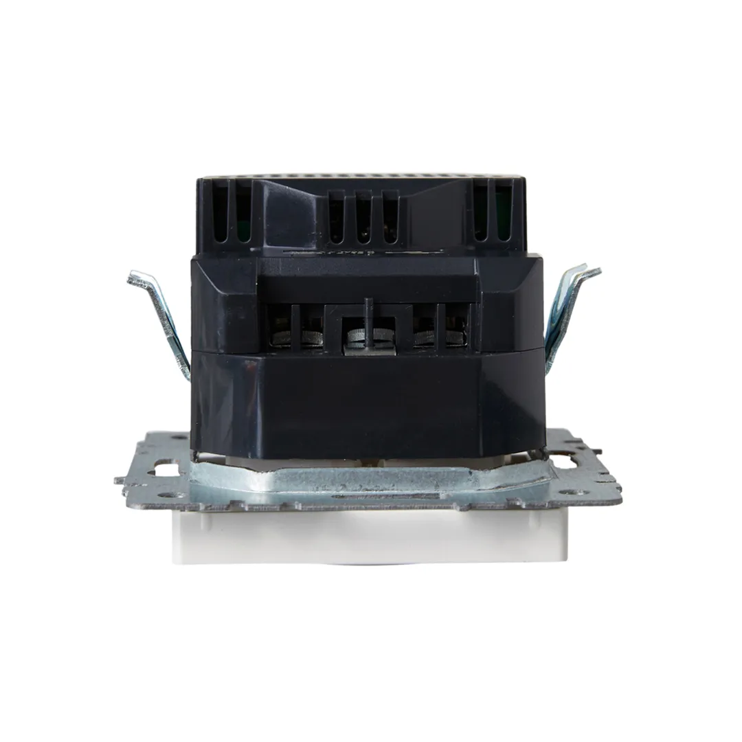 Розетка с usb brite 16 a 220 - 240 в перламутровый iek Thumbnail 2